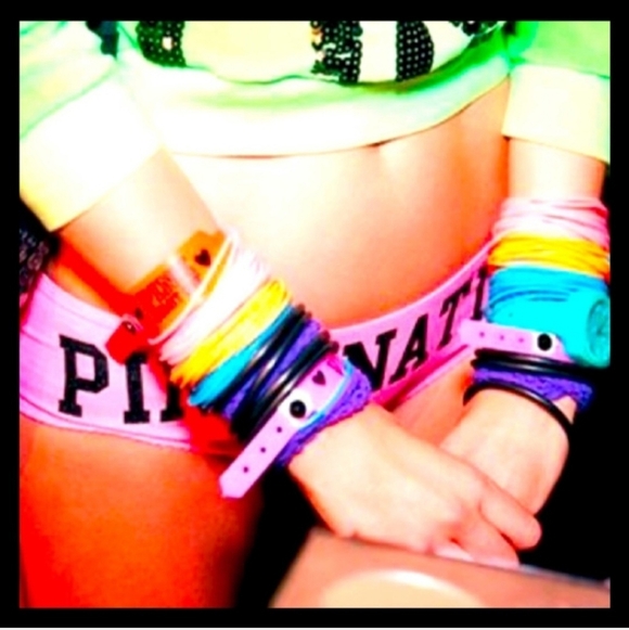 VTG VS PINK Fashion Show Exclusive Glitter Graphic Low Rise Boyshort Panty Sm - Picture 2 of 7